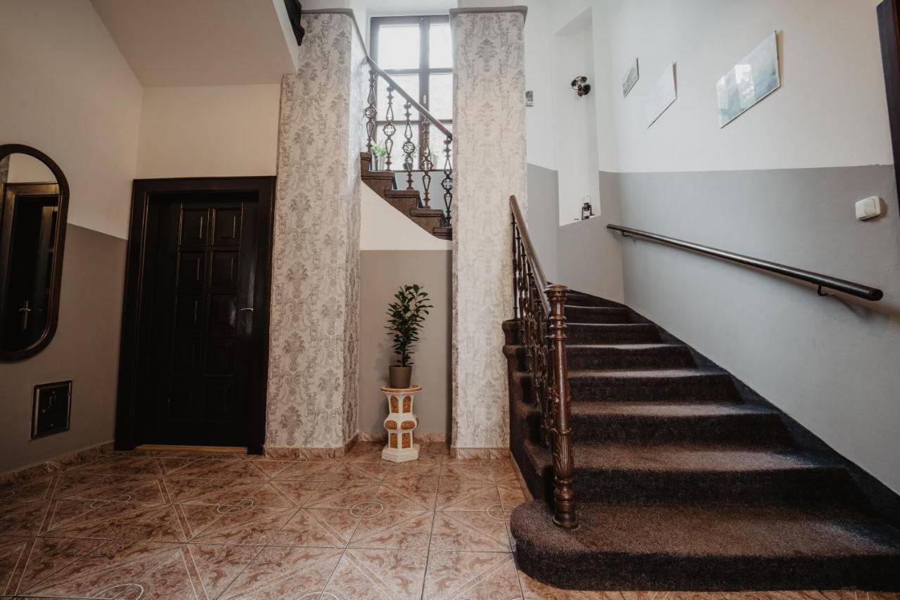 Hotel U Lipy Hrensko Ngoại thất bức ảnh